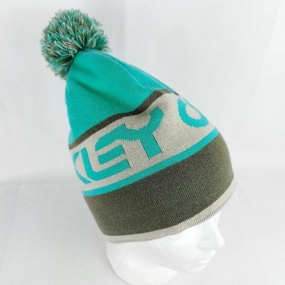 🍄3/50$🍄 OAKLEY beanie with pompom tuque hat toque - Picture 5 of 8